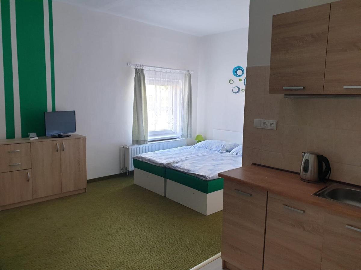 Penzion A Hospudka U Anny Nové Sedlo Exteriör bild